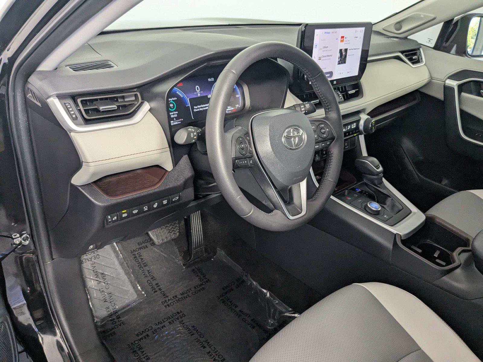 Certified 2025 Toyota RAV4 Limited AWD/4WD image 13