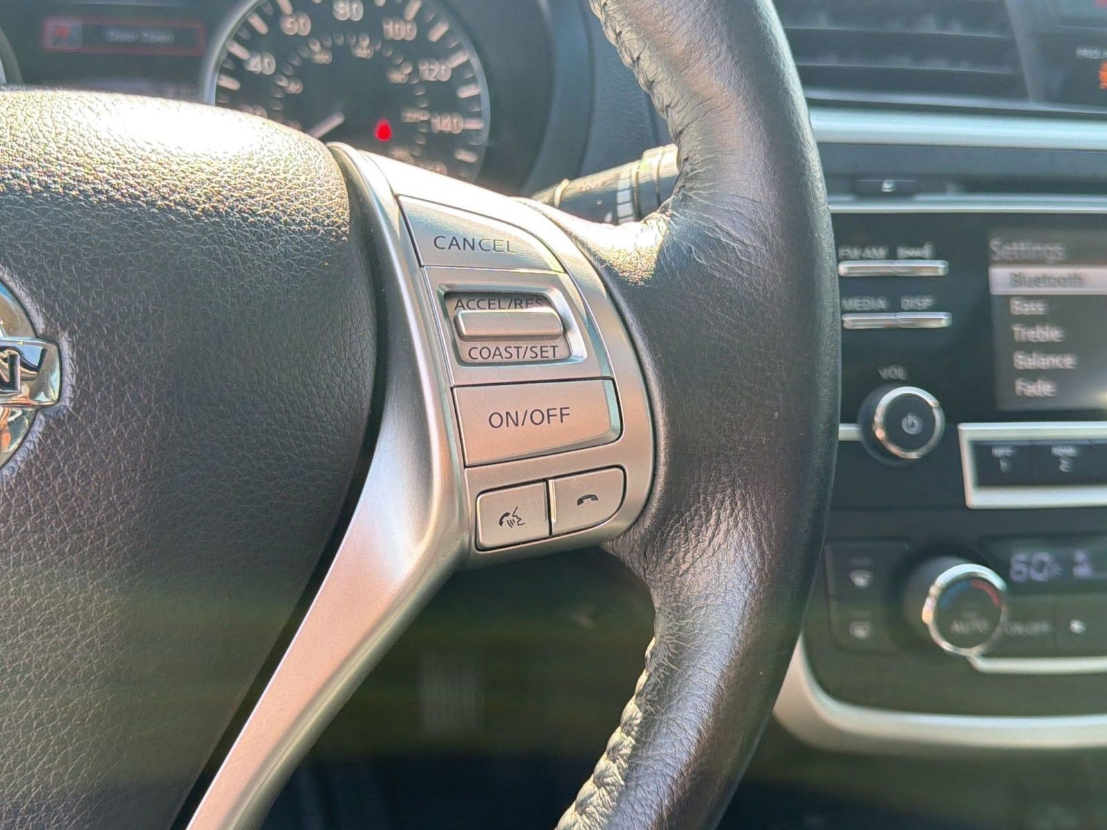 Used 2016 Nissan Altima 2.5 SL w/ Moonroof Package image 27