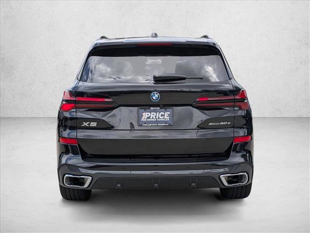 Used 2026 BMW X5 xDrive50e w/ M Sport Package image 7