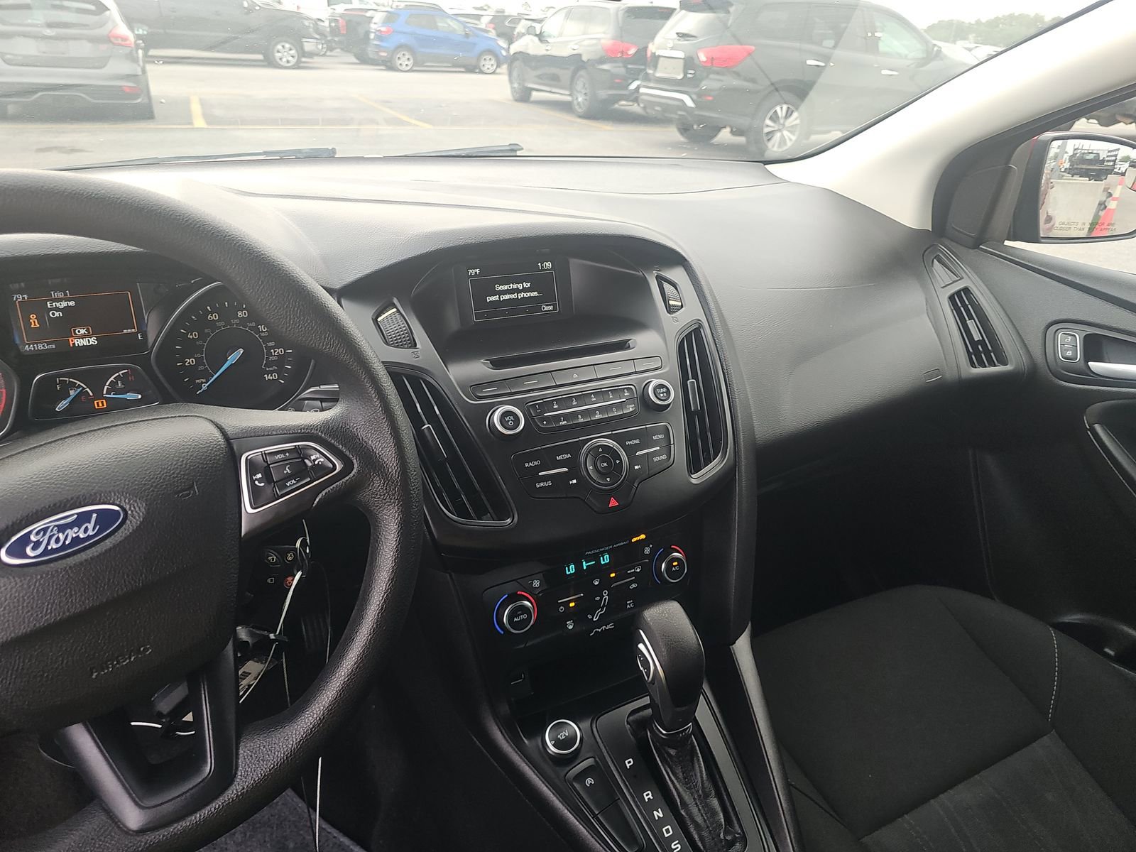 Used 2017 Ford Focus SE FWD image 13