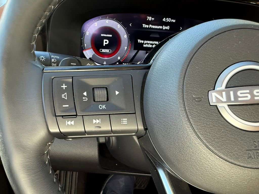 Used 2024 Nissan Pathfinder Platinum w/ Cargo Package AWD/4WD image 22