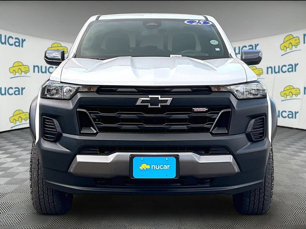Used 2025 Chevrolet Colorado Trail Boss AWD/4WD image 2