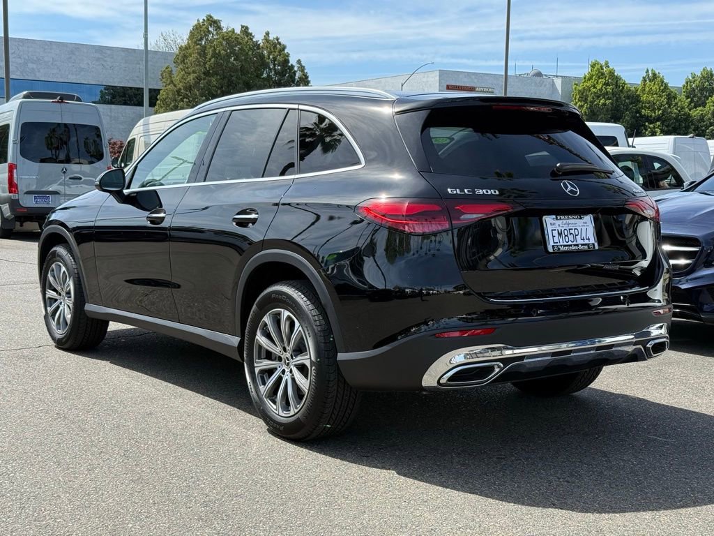 Used 2026 Mercedes-Benz GLC 300 4MATIC image 6