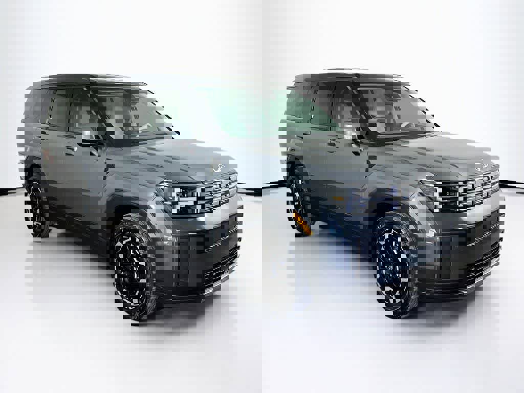 Used 2024 Hyundai Santa Fe SE FWD image 22