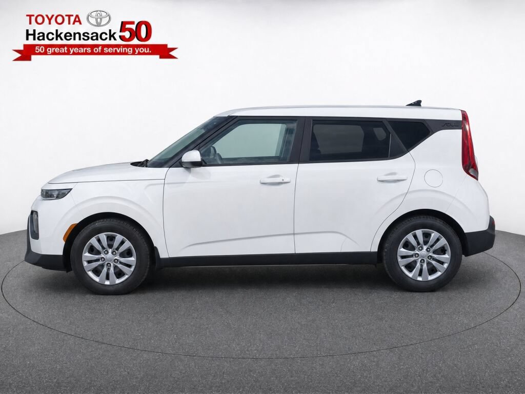 Used 2021 Kia Soul LX FWD image 6