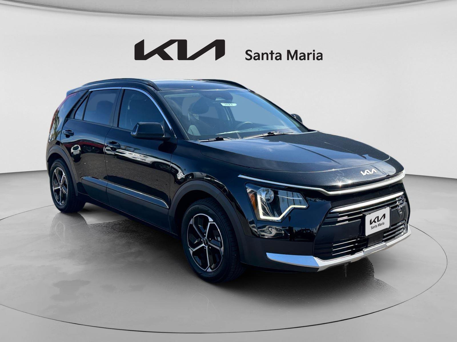 Certified 2023 Kia Niro EX image 1