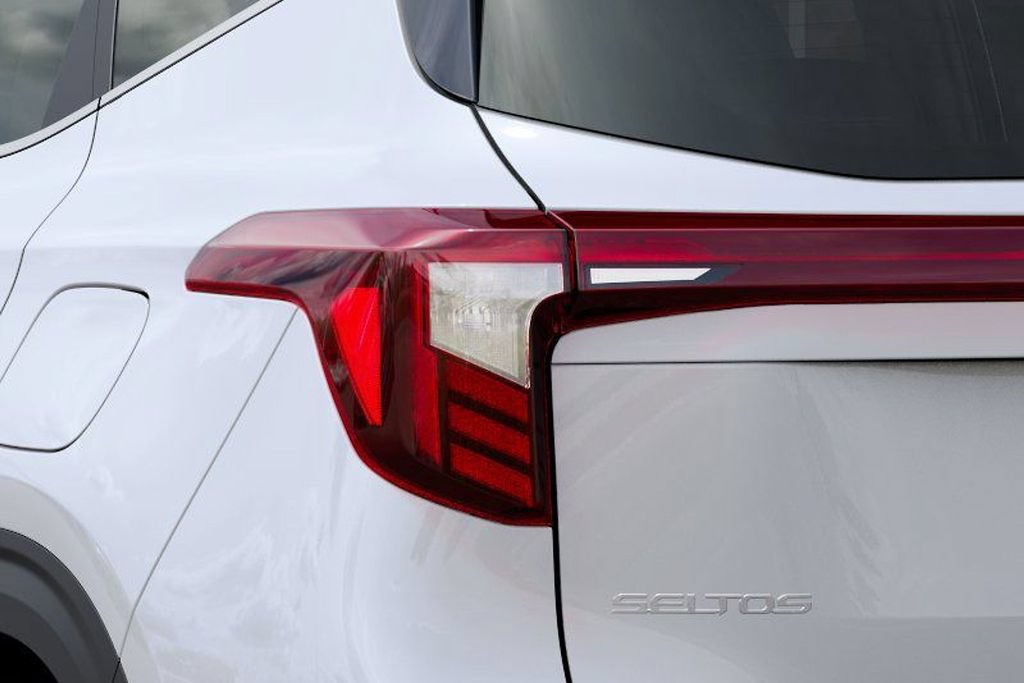 New 2026 Kia Seltos SX w/ SX Sunroof Package AWD/4WD image 13