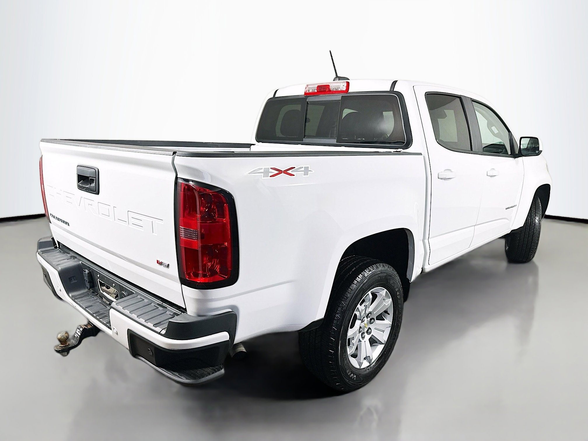 Used 2022 Chevrolet Colorado LT w/ Safety Package AWD/4WD image 7