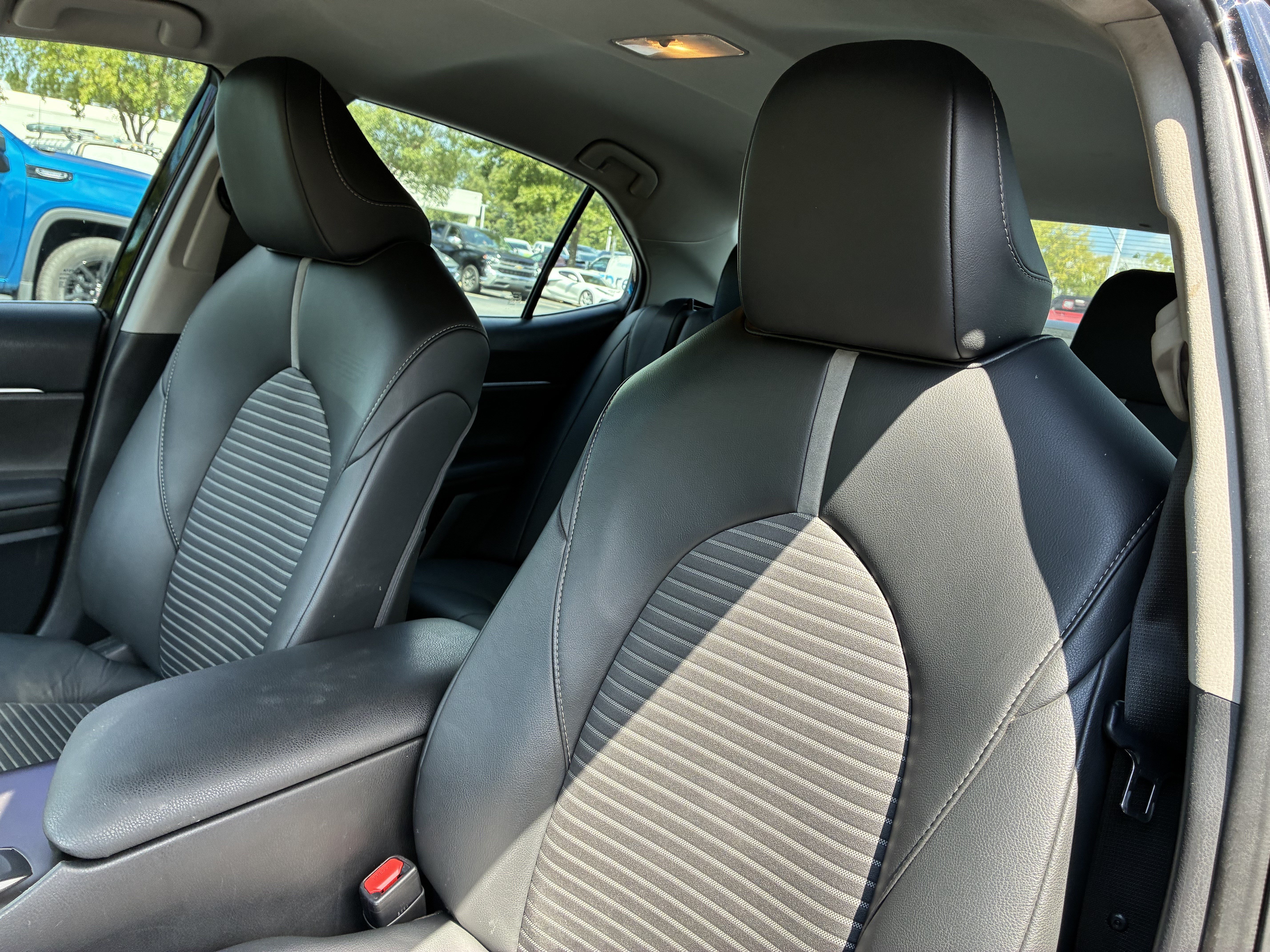 Used 2024 Toyota Camry SE FWD image 19