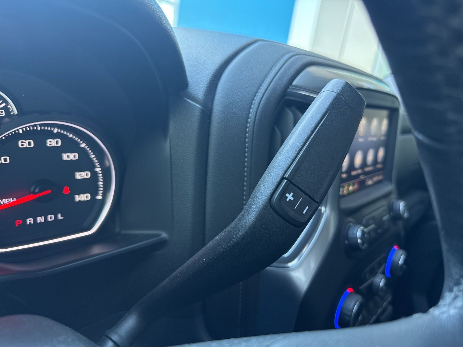 Used 2020 Chevrolet Silverado 1500 RST image 33