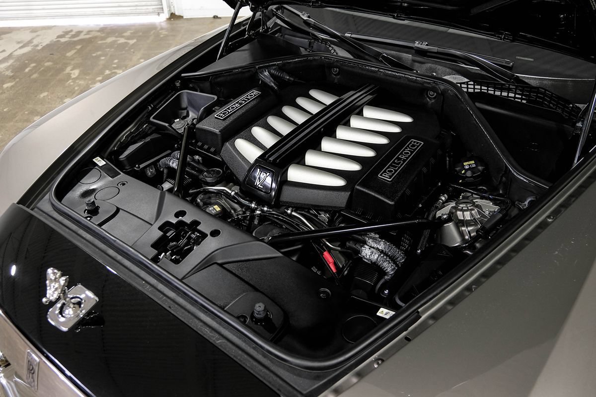 Used 2016 Rolls-Royce Wraith RWD image 49