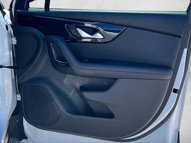 Used 2019 Chevrolet Blazer RS w/ LPO, Floor Liner Package FWD image 18