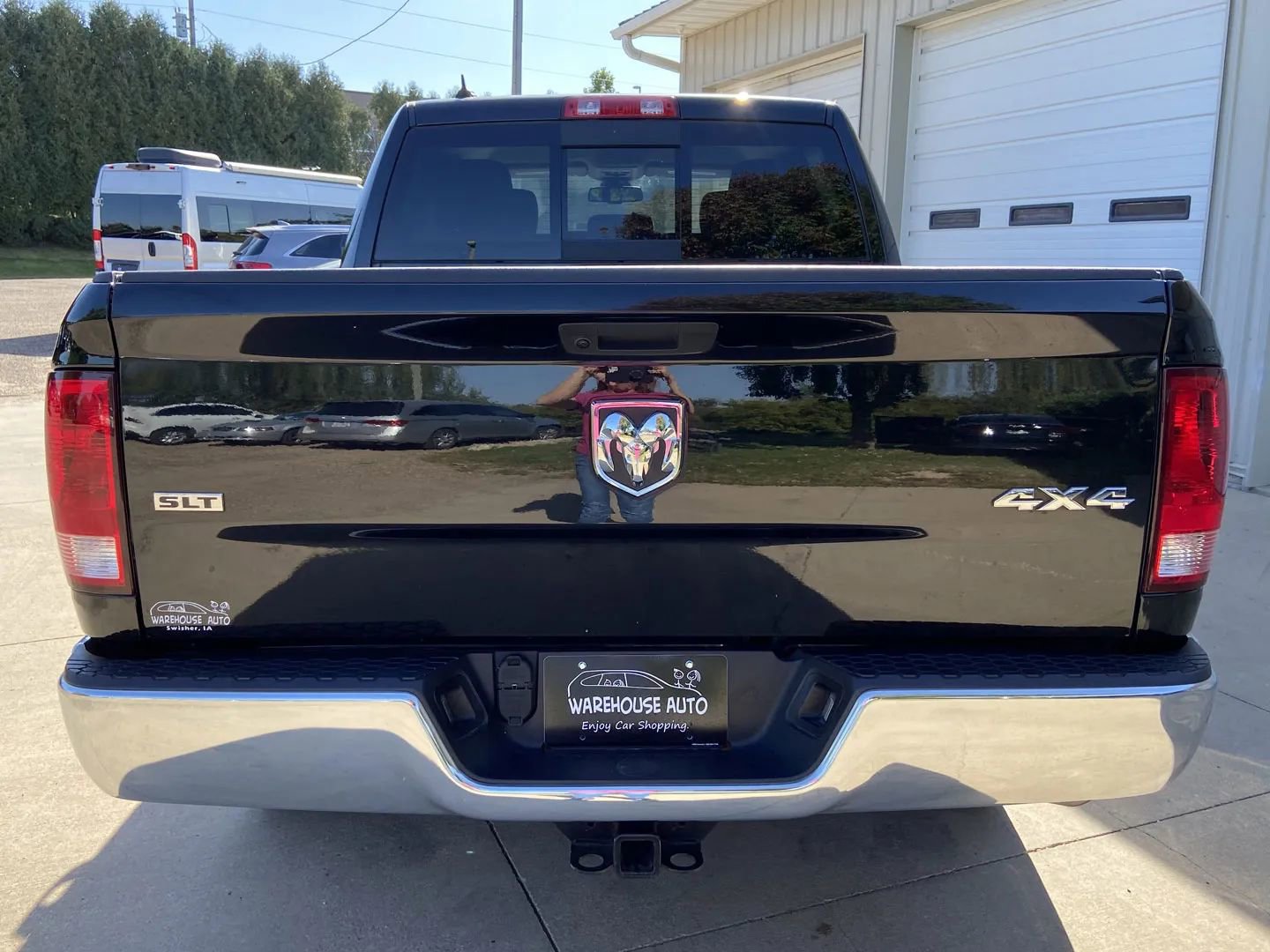 Used 2023 RAM 1500 Classic SLT w/ Trailer & Traction Group image 6