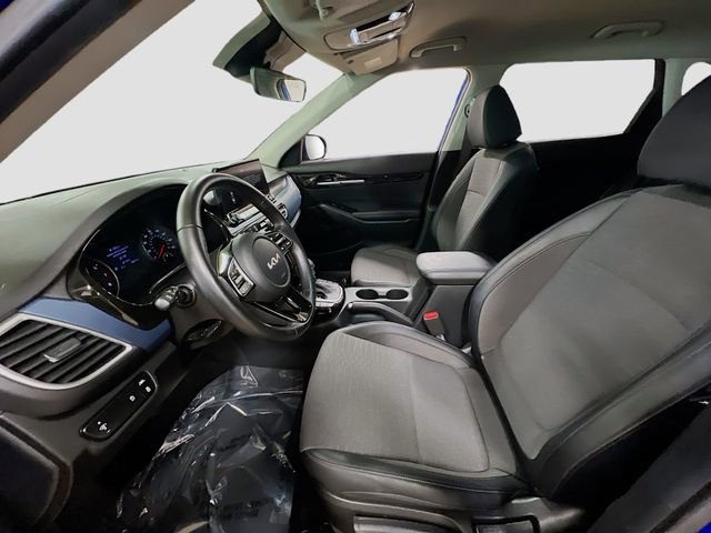 Certified 2023 Kia Seltos S w/ Navigation Package image 21