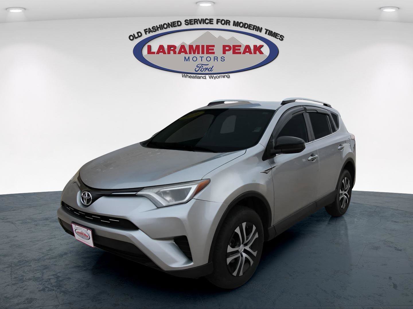 Used 2016 Toyota RAV4 LE image 6