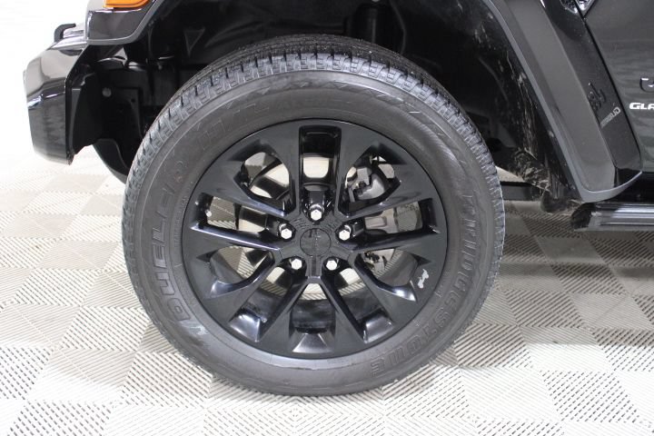 Used 2023 Jeep Gladiator Overland AWD/4WD image 41