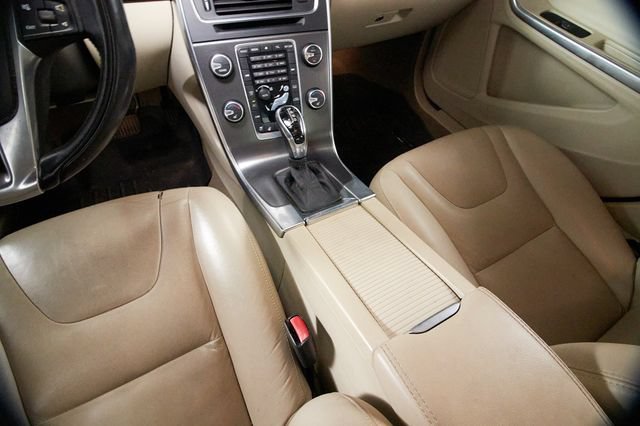 Used 2015 Volvo S60 T5 Premier Plus FWD image 10