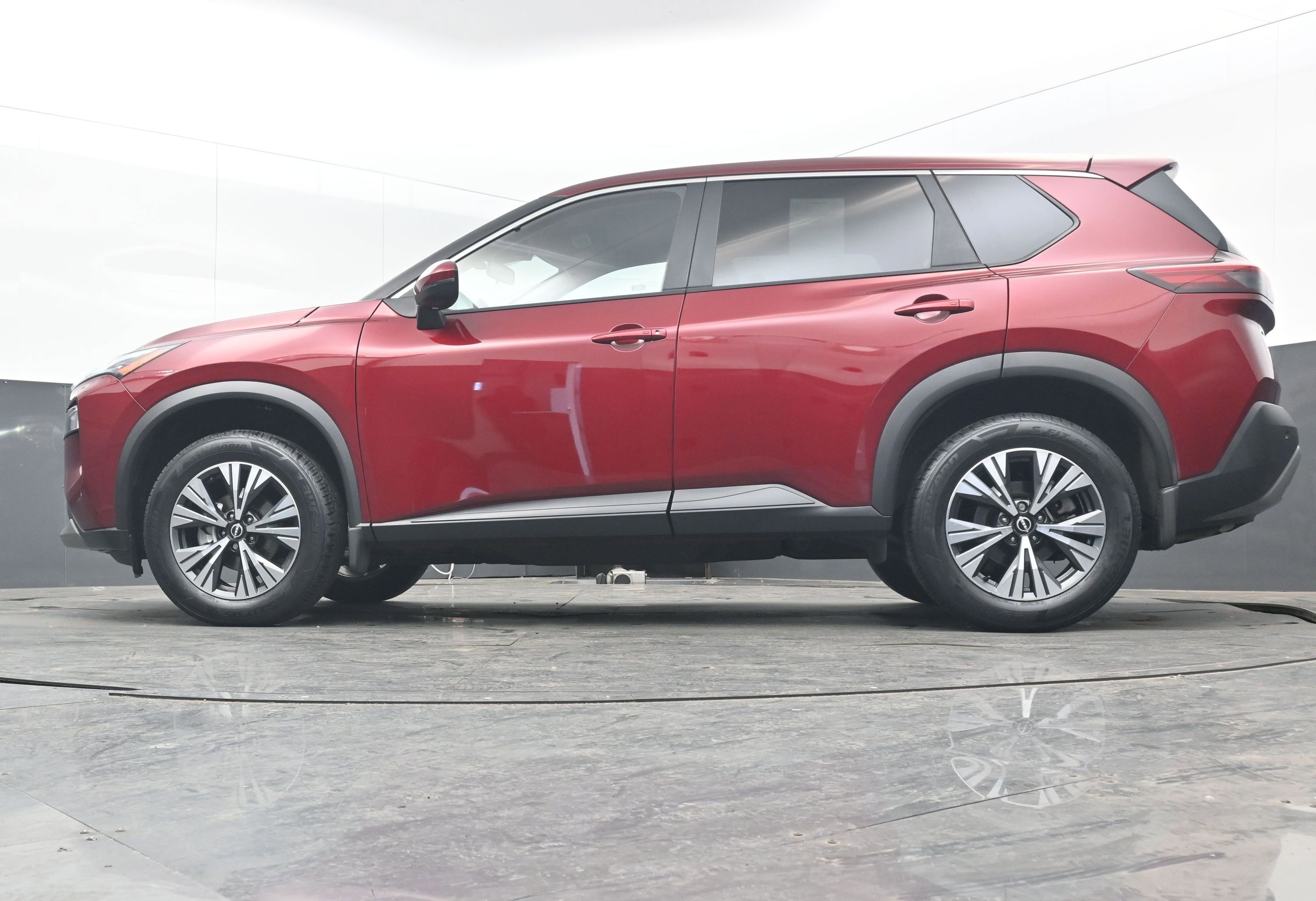 Certified 2023 Nissan Rogue SV image 25