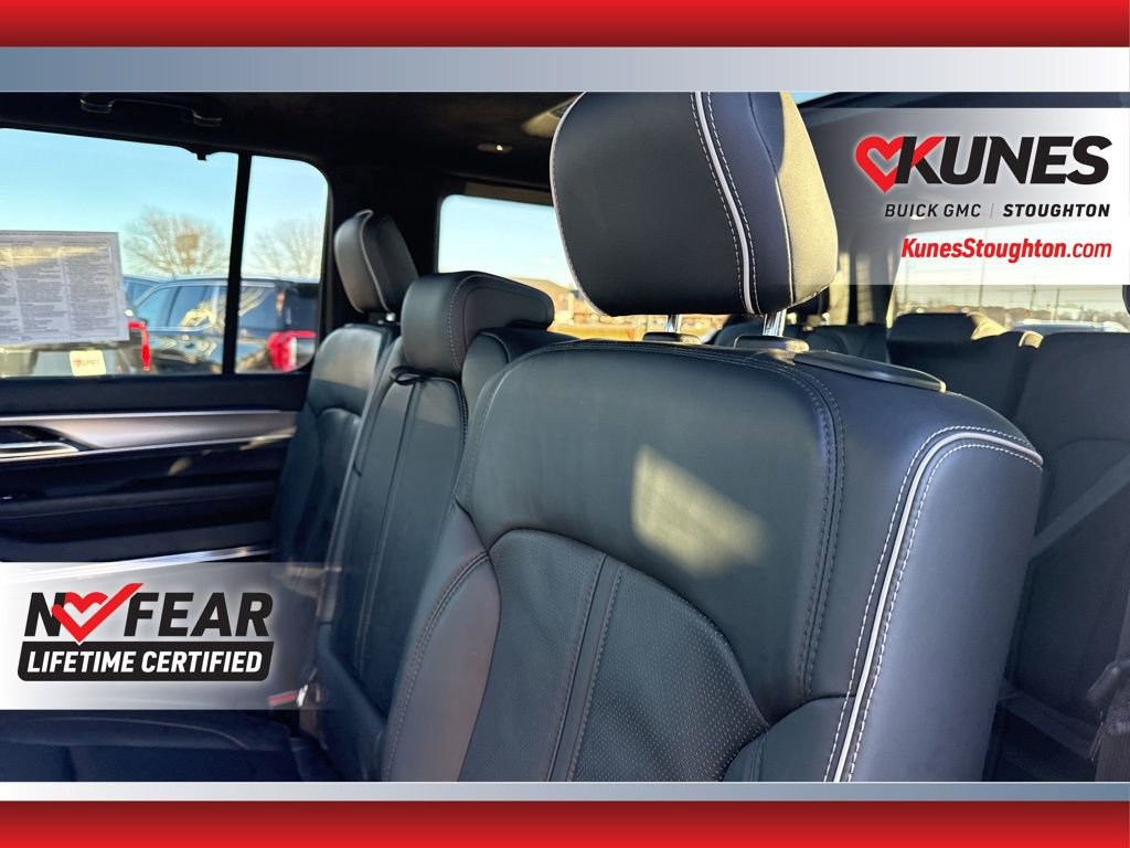 Used 2023 Jeep Grand Wagoneer Series II w/ Flexible Seating Group image 41