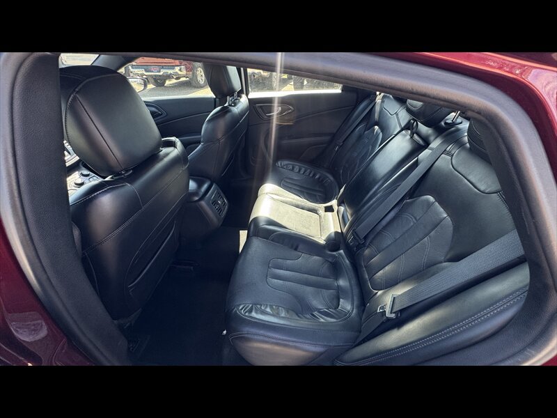 Used 2015 Chrysler 200 S w/ Navigation & Sound Group I FWD image 10