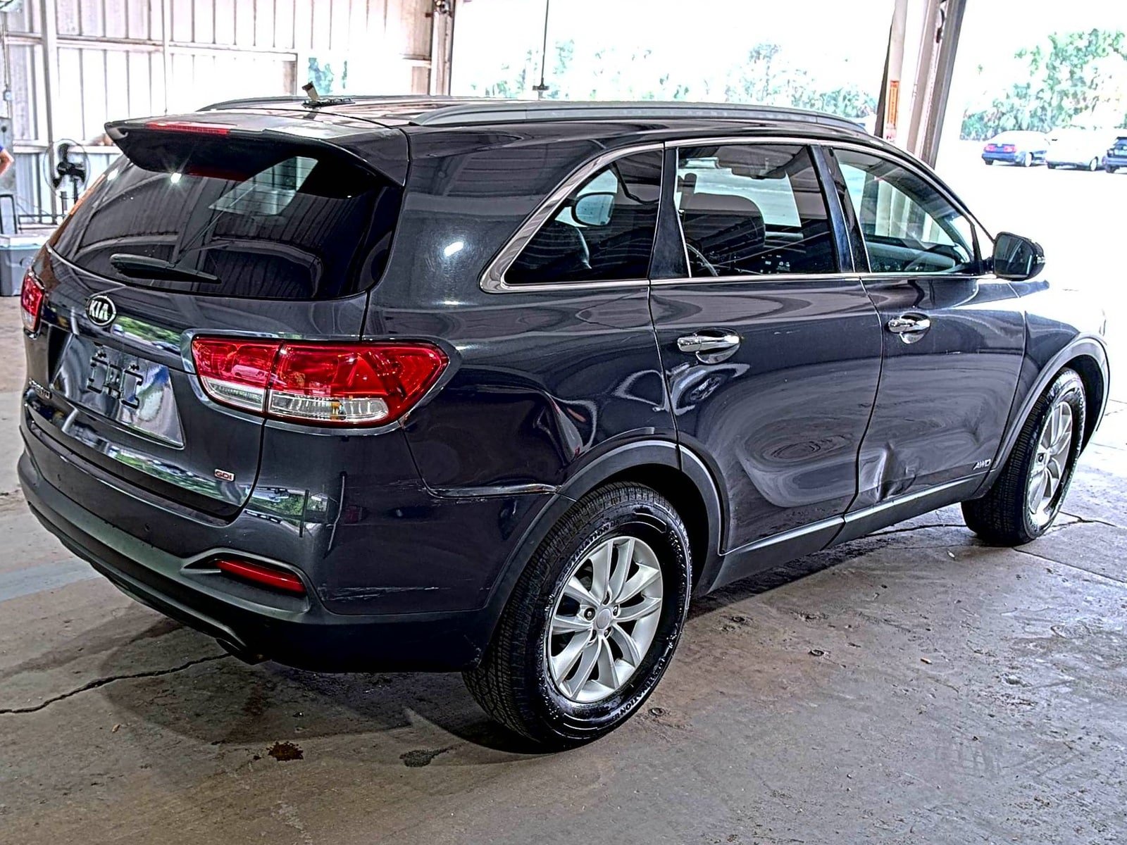 Used 2017 Kia Sorento AWD w/ LX Convenience Package image 9