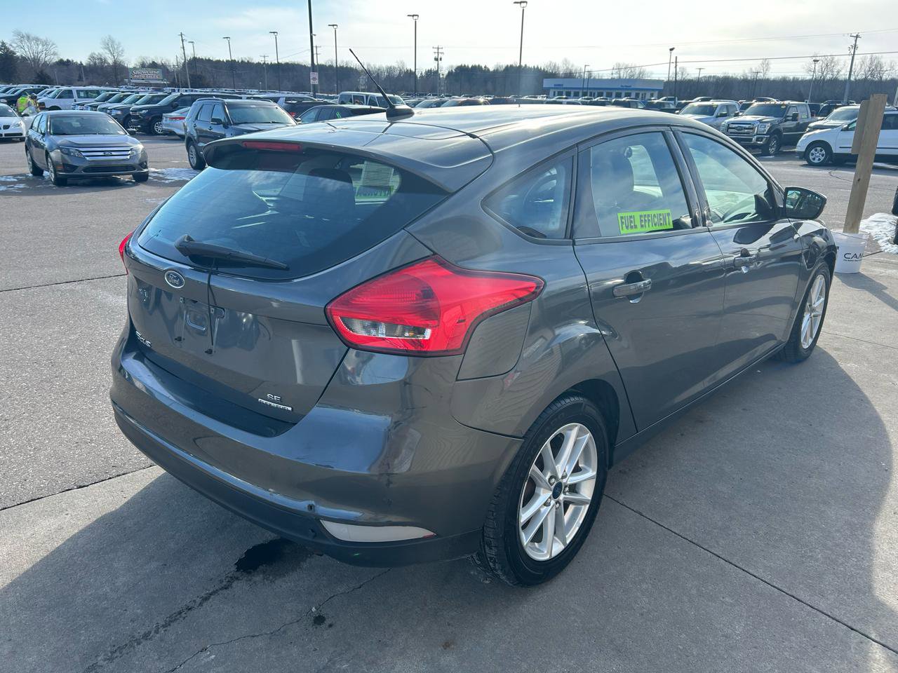 Used 2016 Ford Focus SE image 5