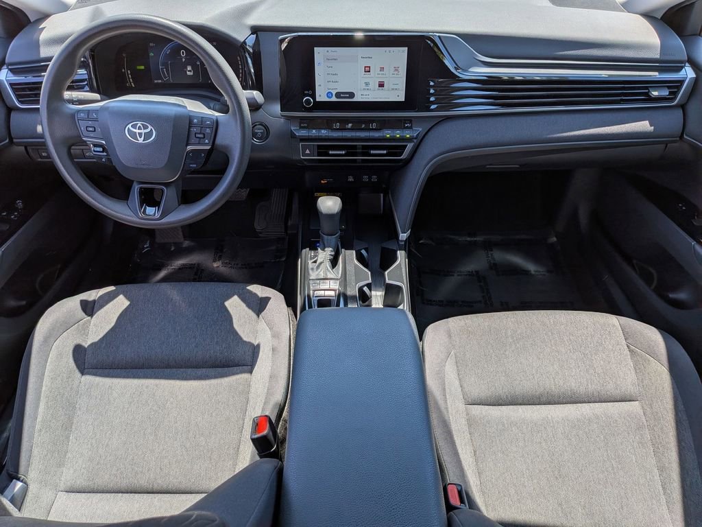Used 2025 Toyota Camry LE image 25