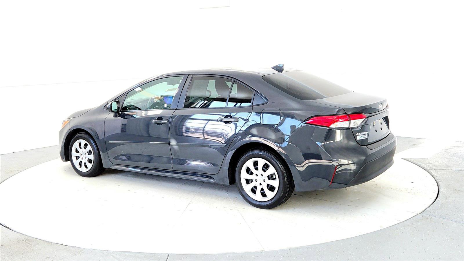 Used 2024 Toyota Corolla LE image 4