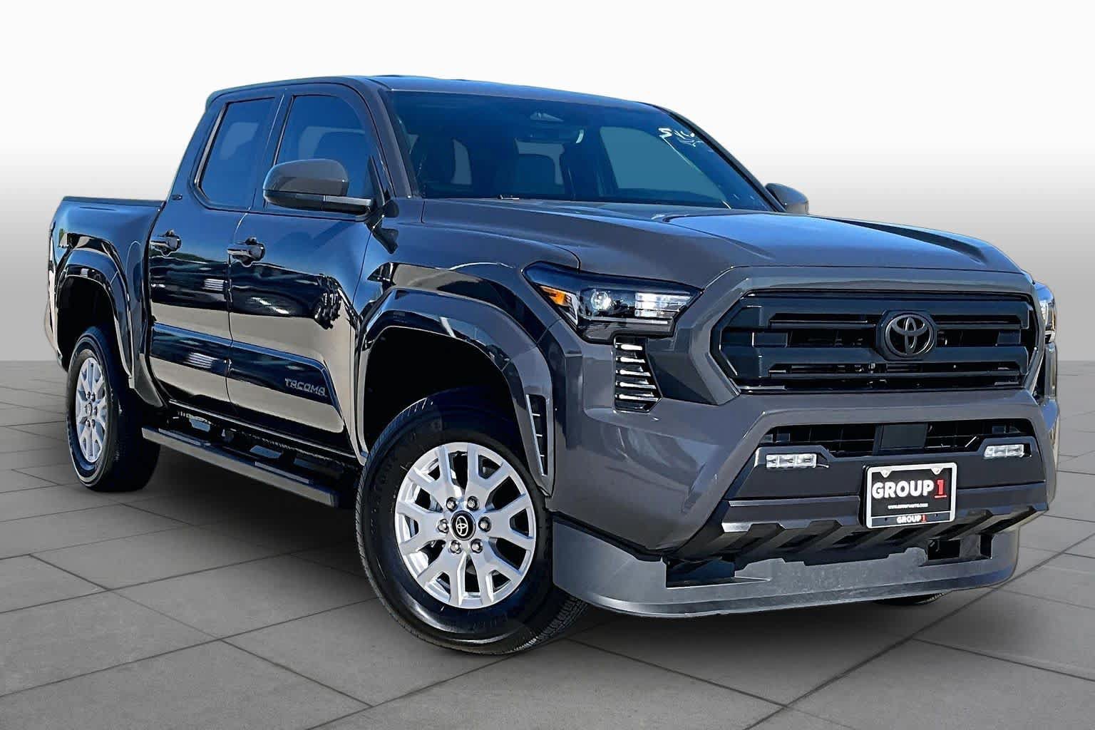 Used 2025 Toyota Tacoma SR5 RWD image 3