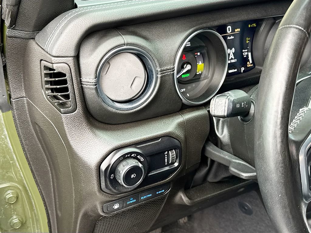 Used 2023 Jeep Wrangler Unlimited Sahara w/ Cold Weather Group image 24