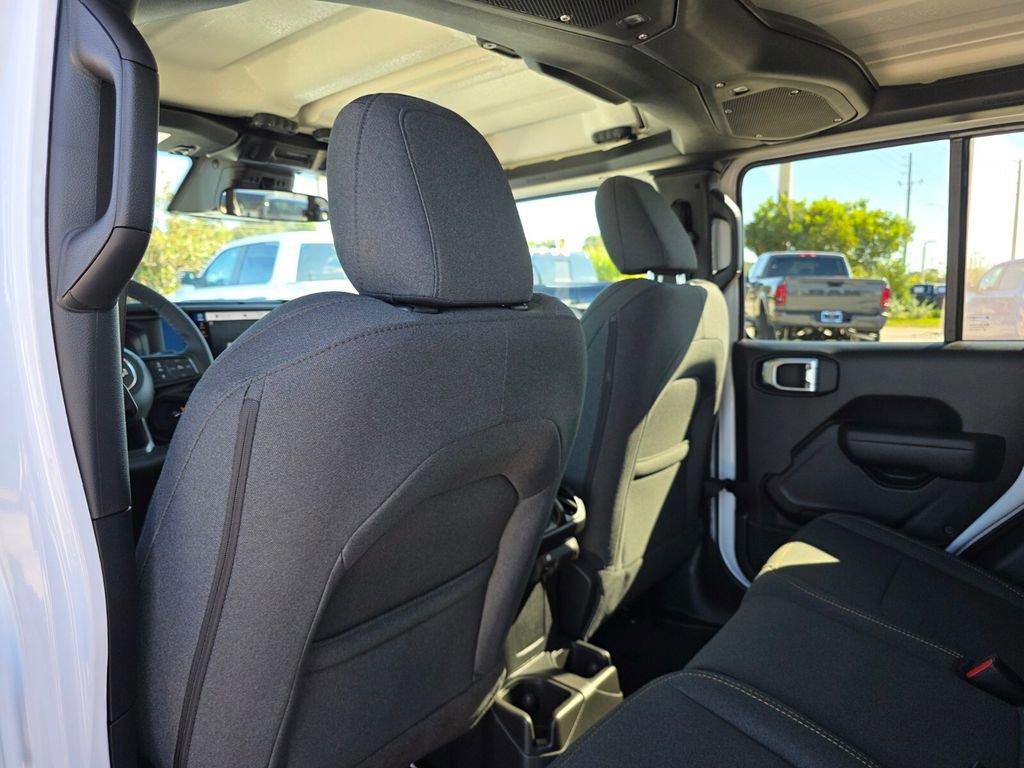 New 2026 Jeep Gladiator Sport image 9