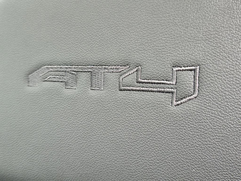 New 2026 GMC Sierra 2500 AT4 w/ AT4 Premium Plus Package AWD/4WD image 21