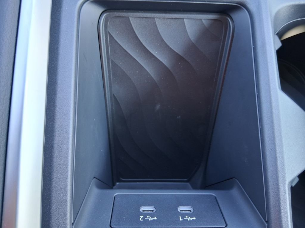 New 2026 Nissan Armada SV image 18