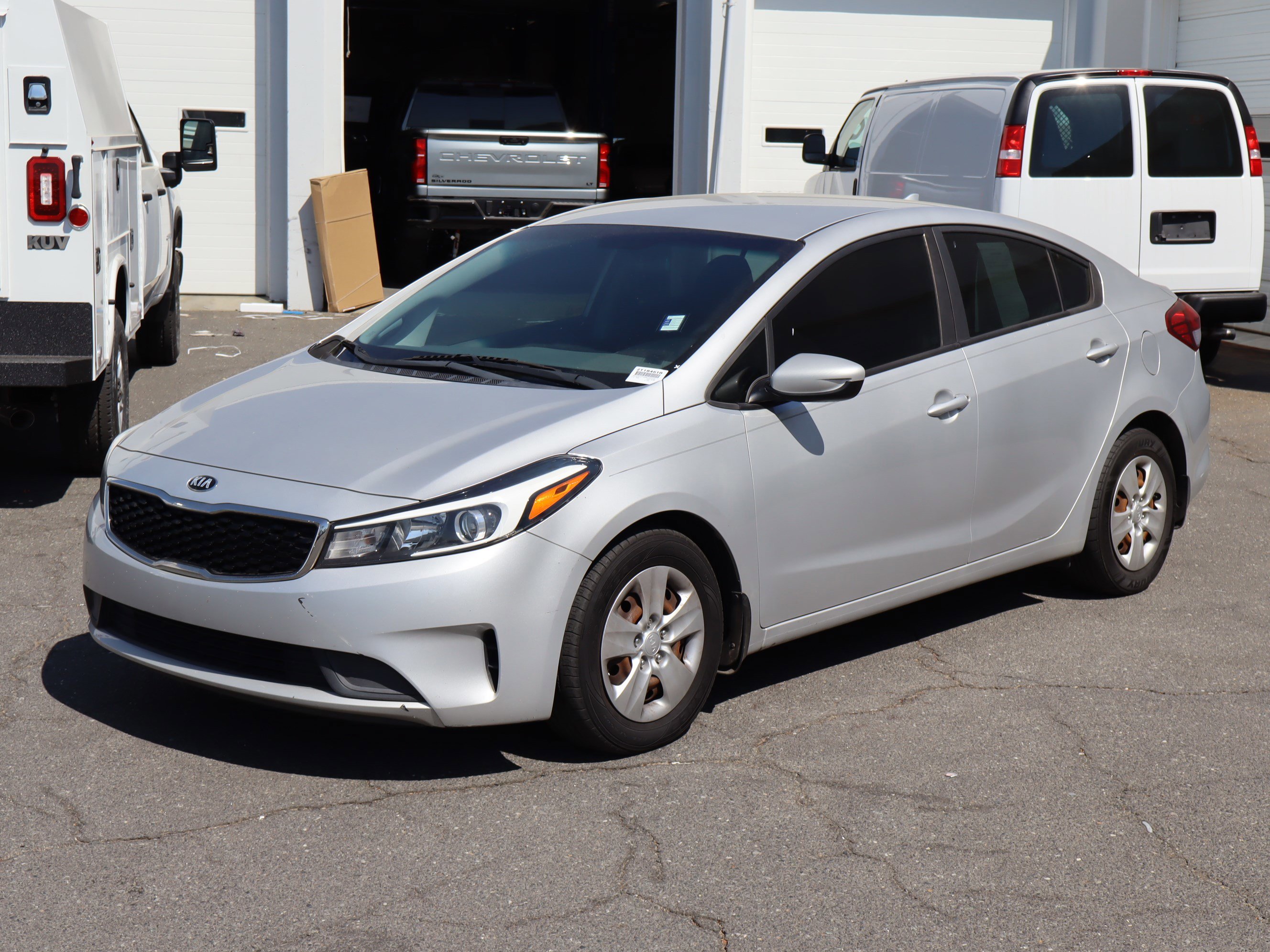 Used 2017 Kia Forte LX FWD image 5