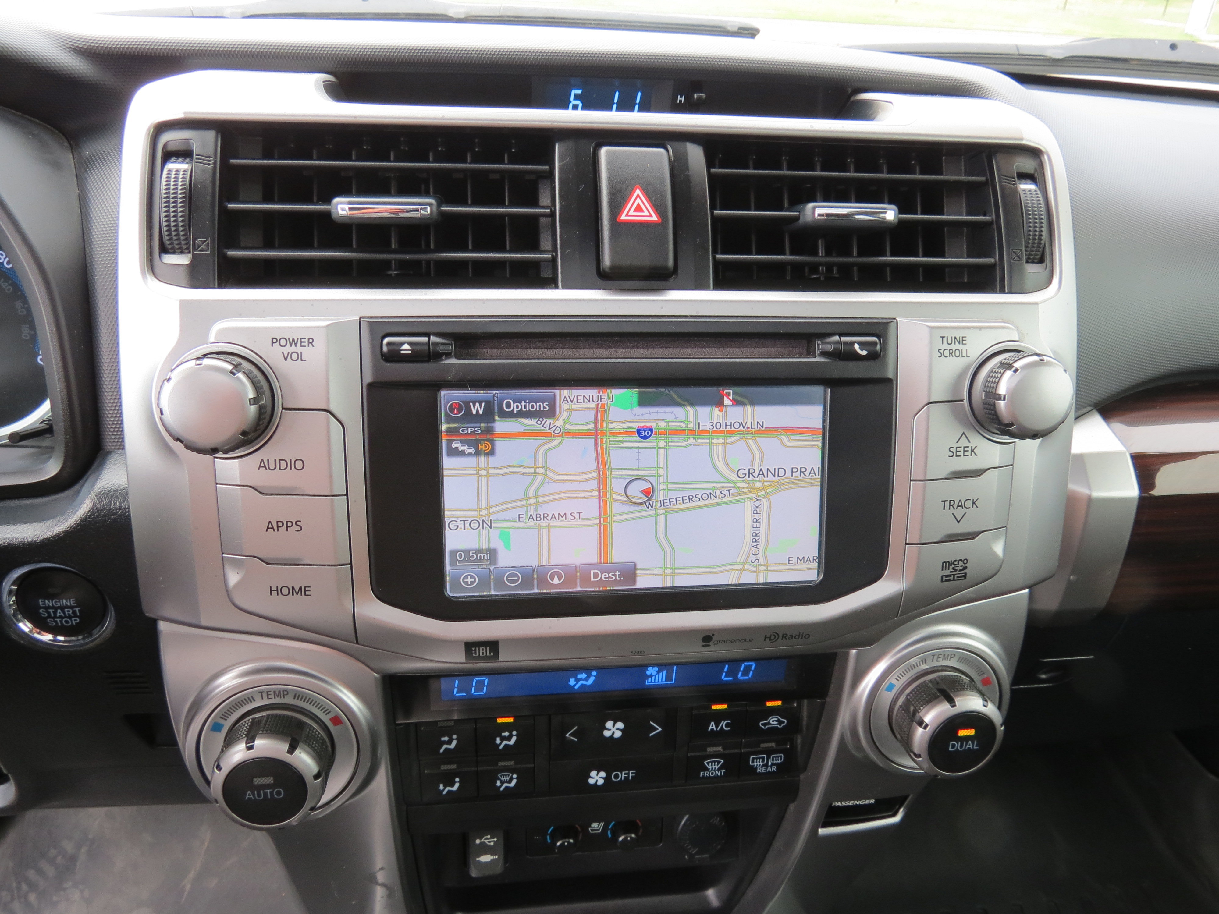 Used 2014 Toyota 4Runner Limited image 19