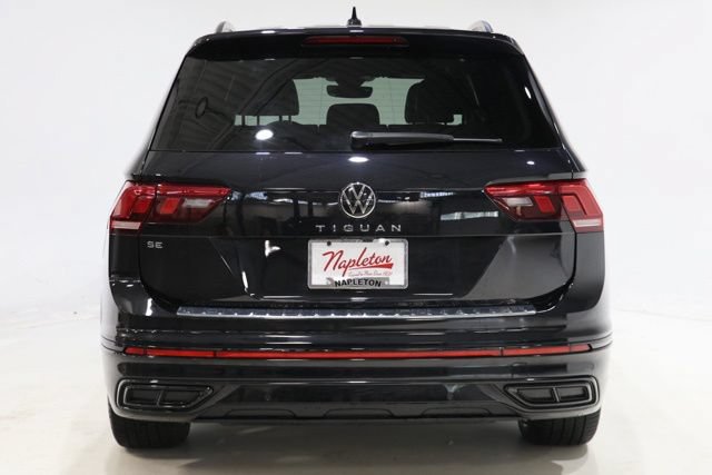 Used 2023 Volkswagen Tiguan SE R-Line FWD image 7