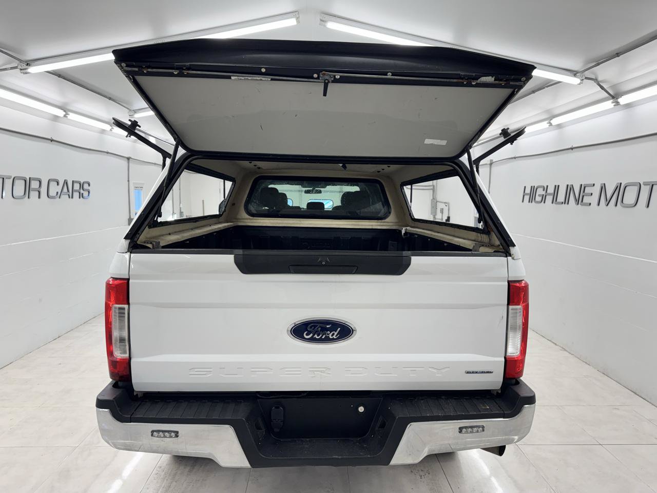 Used 2019 Ford F250 XLT AWD/4WD image 6