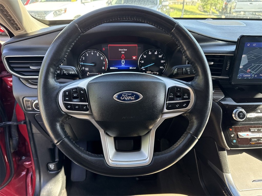 Used 2022 Ford Explorer Limited image 29