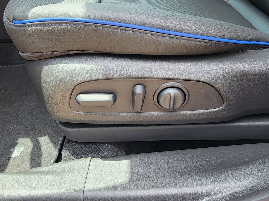 New 2026 Buick Encore GX Sport Touring w/ Advanced Technology Package image 17
