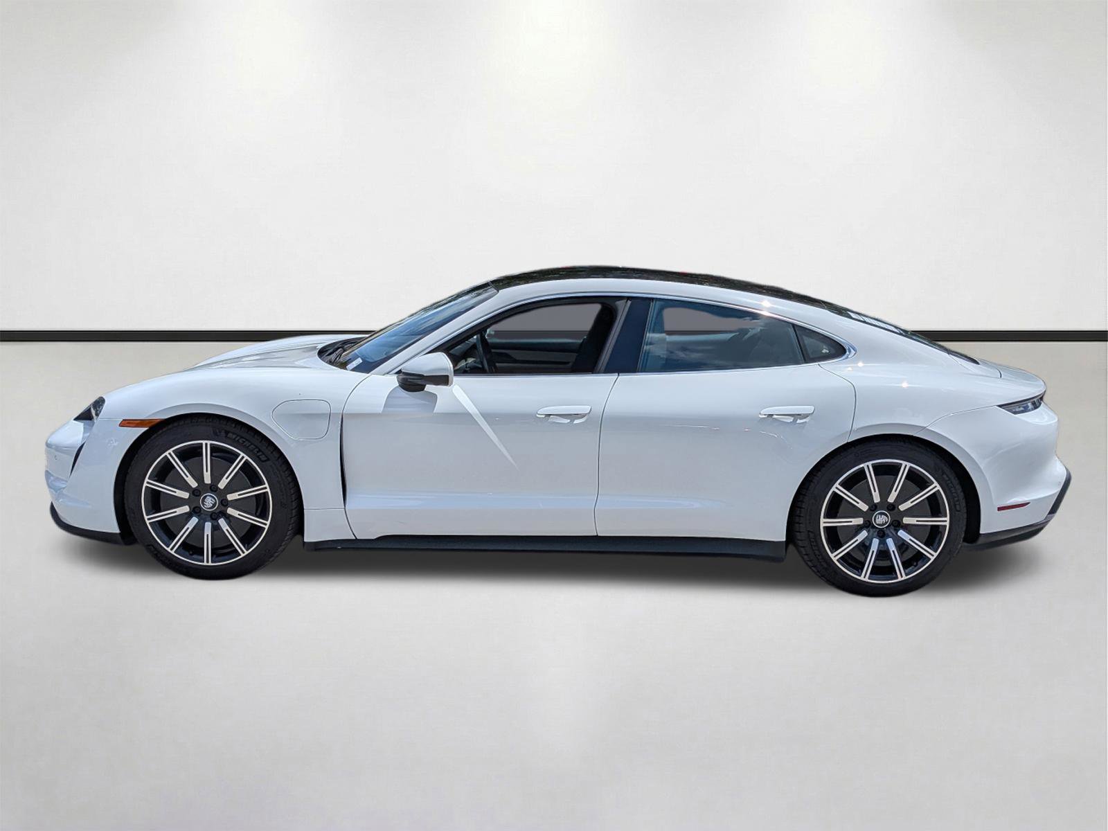 Used 2022 Porsche Taycan 4S image 7