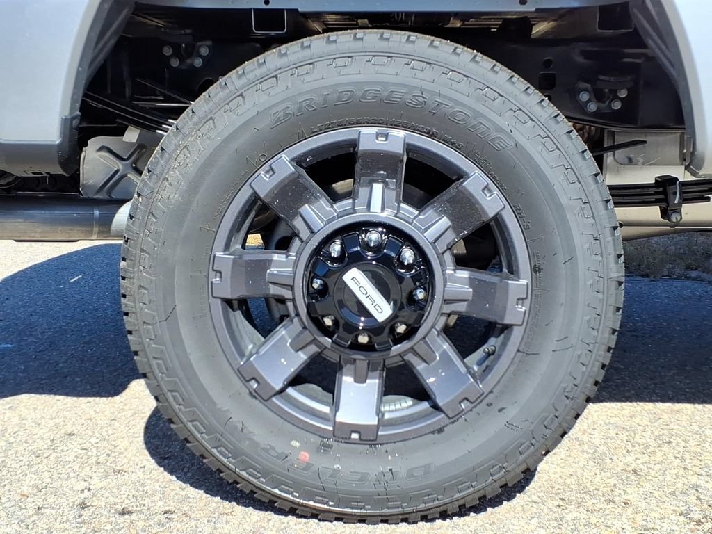 New 2027 Ford F350 XLT w/ 360-Degree Camera Package AWD/4WD image 11