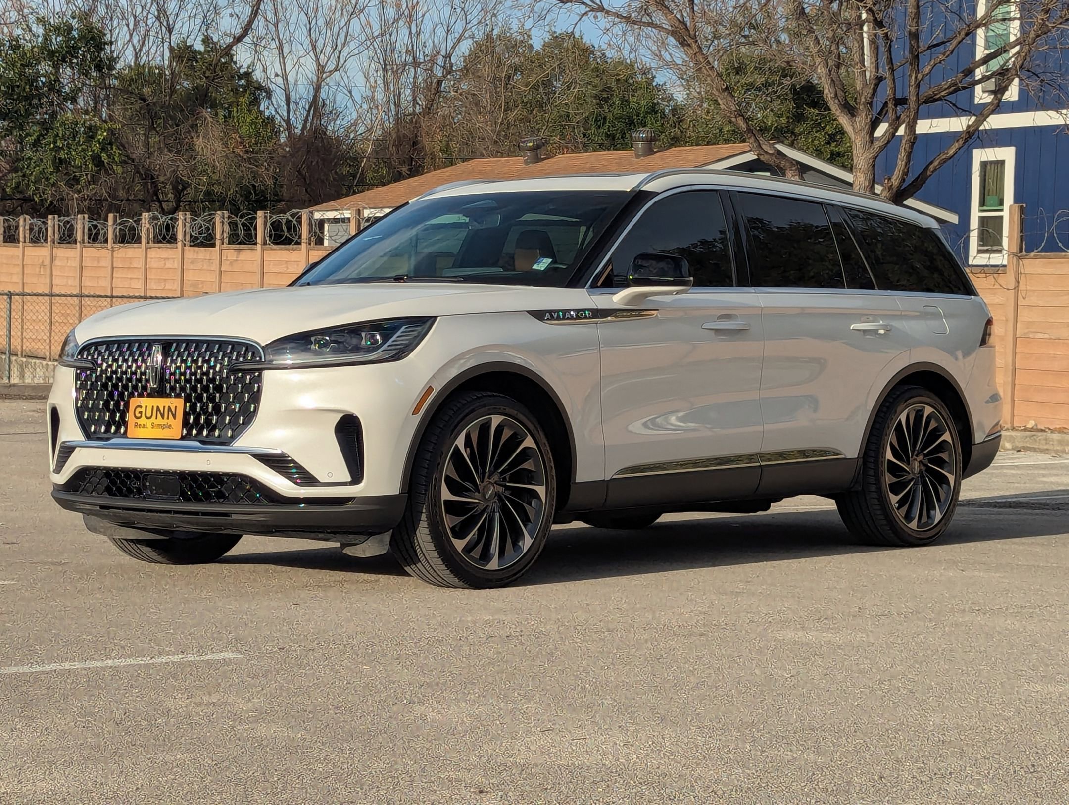 Used 2025 Lincoln Aviator Reserve w/ Illumination Package image 8
