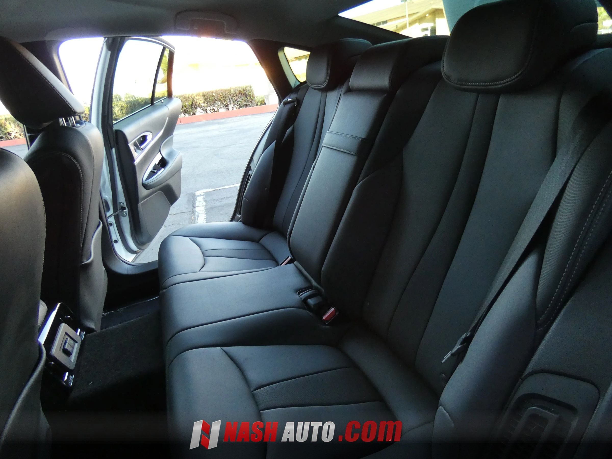 Used 2022 Toyota Mirai w/ Advanced Technology Package RWD image 45