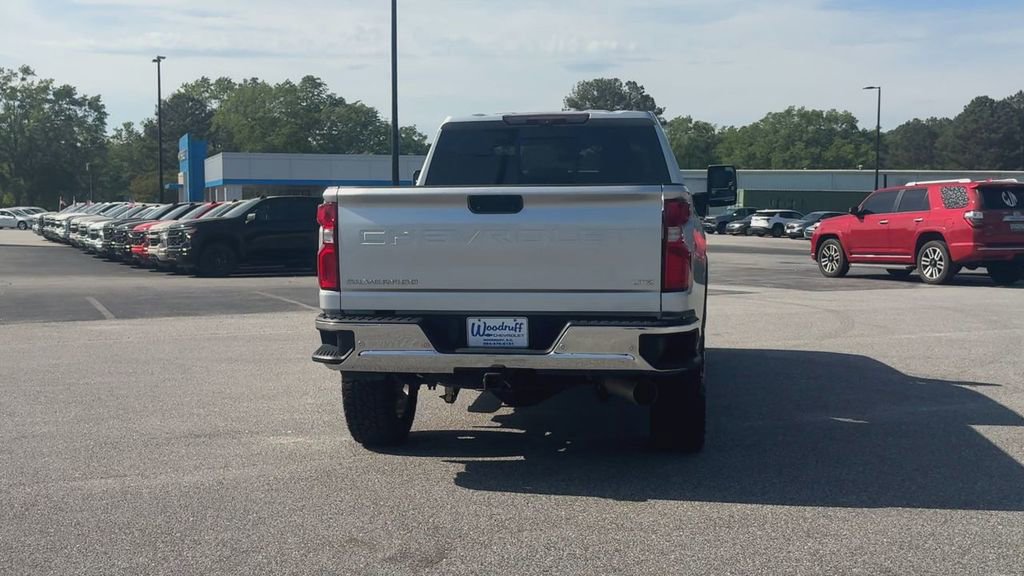Certified 2022 Chevrolet Silverado 3500 LTZ w/ LTZ Convenience Package image 7