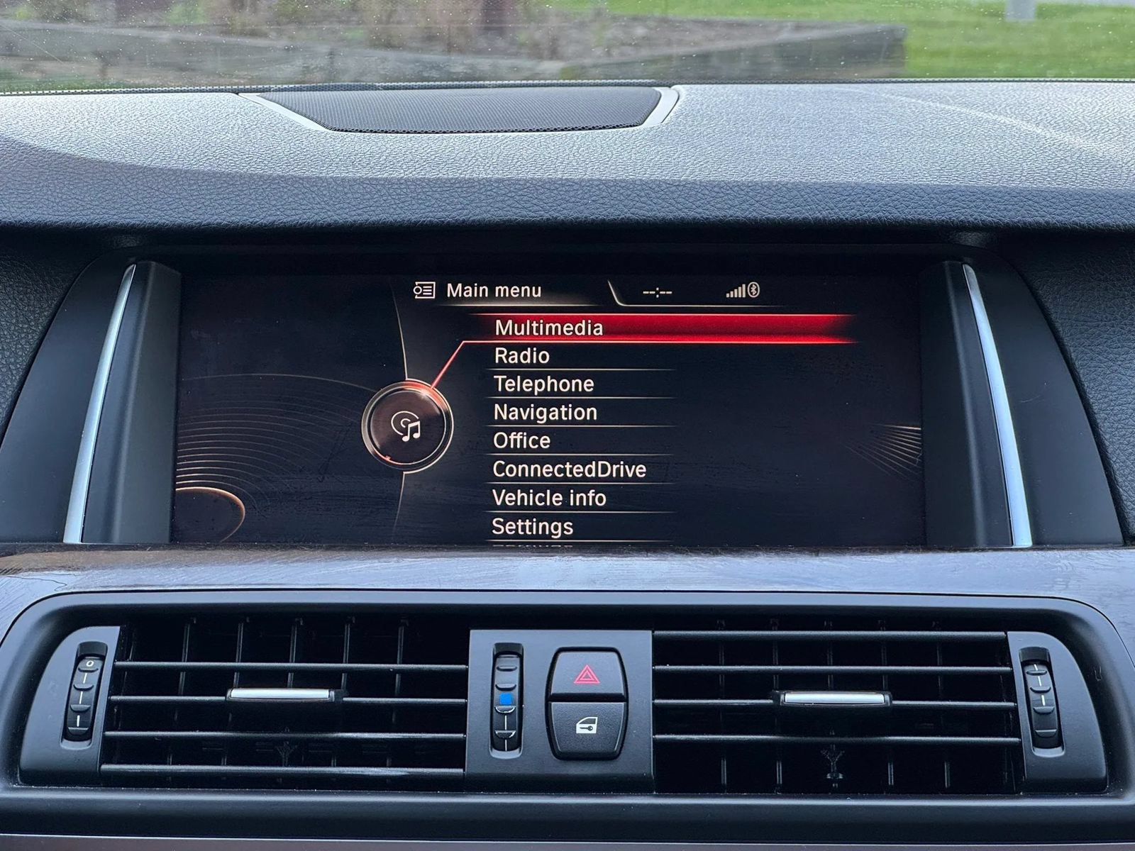 Used 2016 BMW 528i xDrive Sedan AWD/4WD image 25