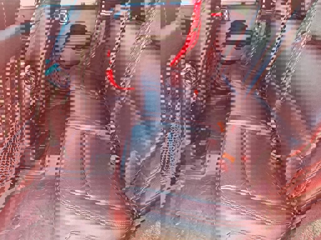 Used 2018 Jeep Wrangler Unlimited Rubicon AWD/4WD image 13