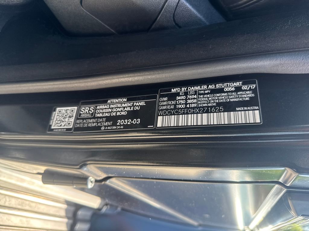 Used 2017 Mercedes-Benz G 550 Squared image 30