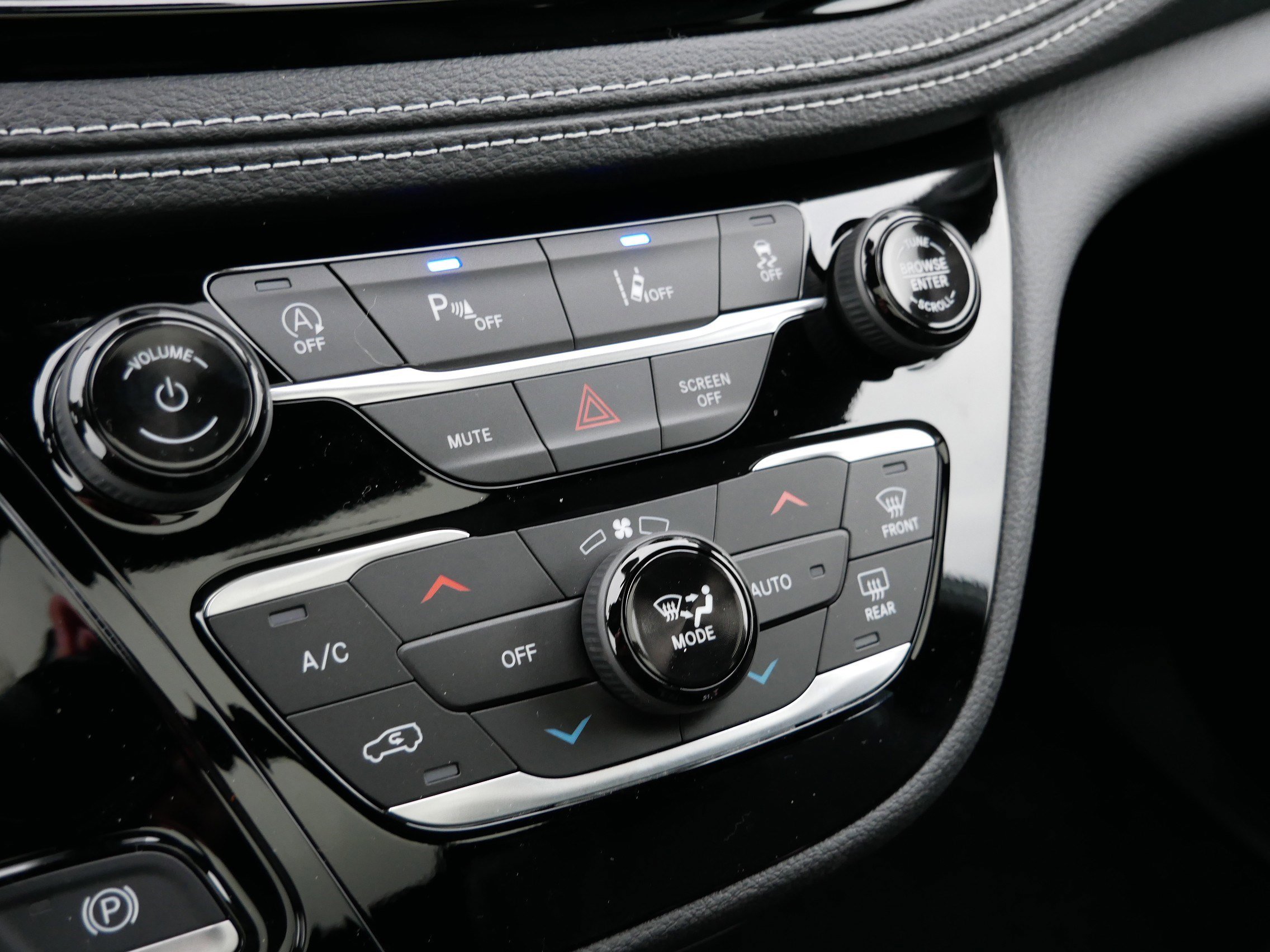 New 2026 Chrysler Pacifica Select image 15