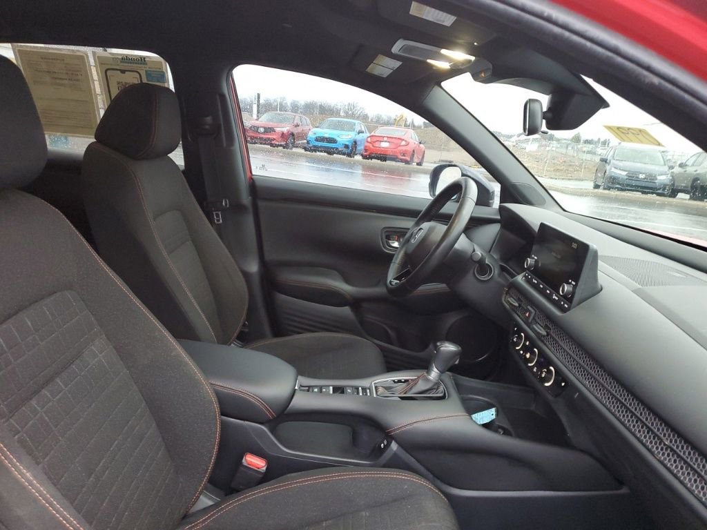 Certified 2024 Honda HR-V Sport image 28