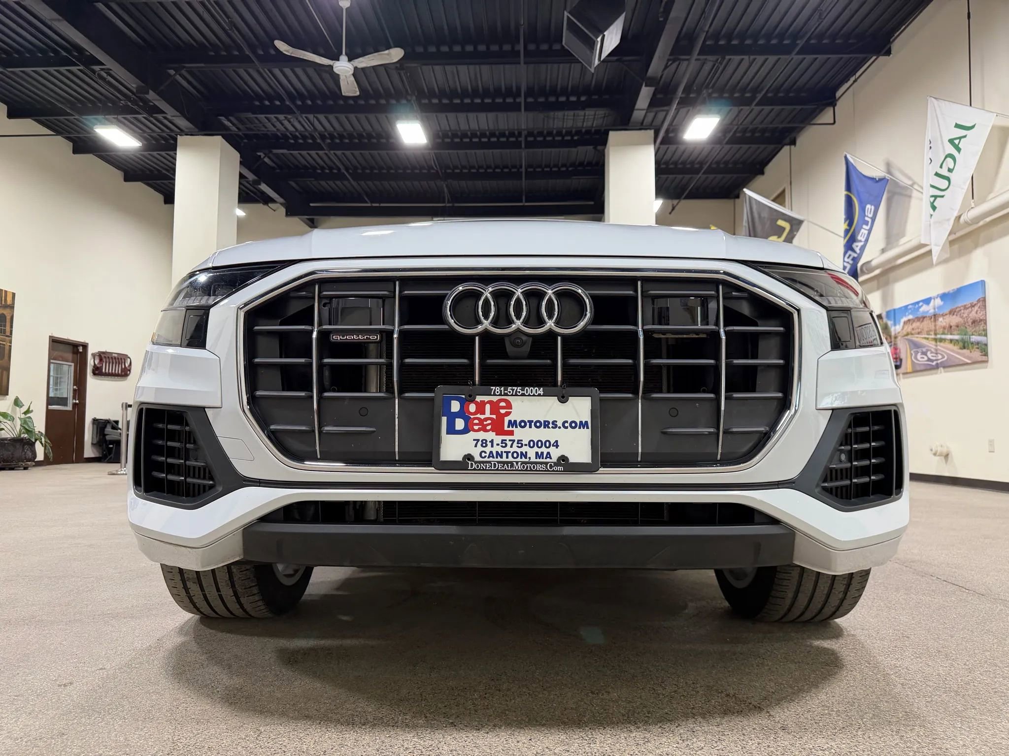 Used 2023 Audi Q8 Premium w/ Convenience Package image 12